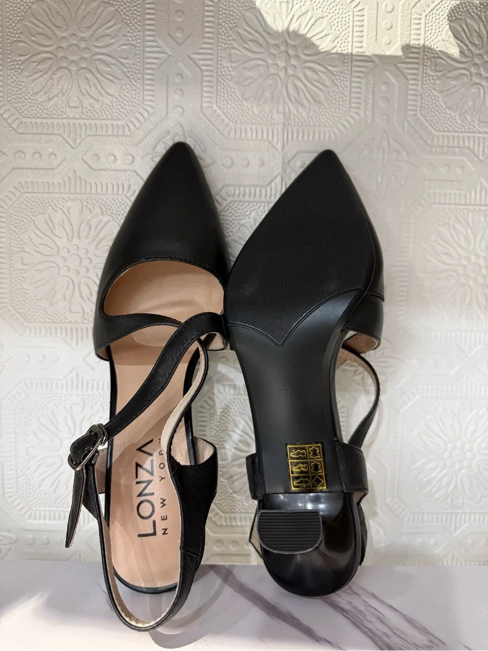 Lonza Fernanda - 182903 Black Pointed Toe Heel With Criss Cross Straps